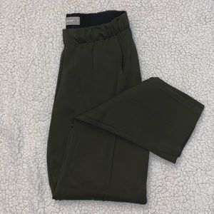 Everlane The Dream Pant in Dark Forest size XS
